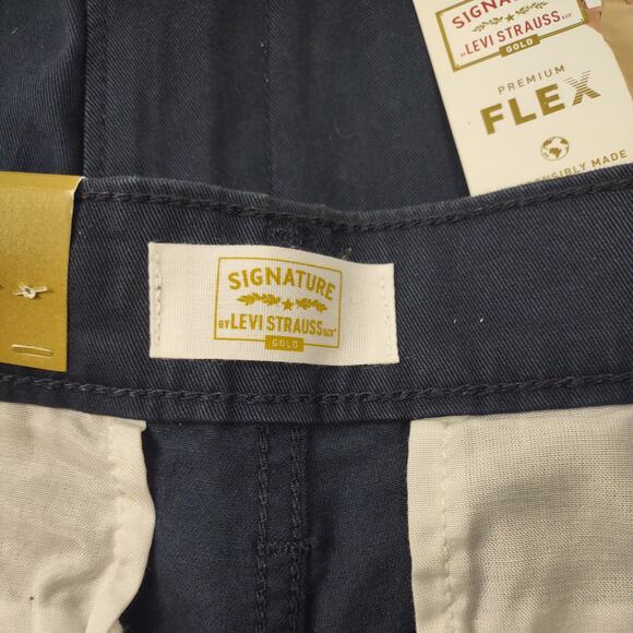 Levi's Casual Chino Navy Shorts, Bundle of 3, Sie 32, NWT - Picture 3 of 5